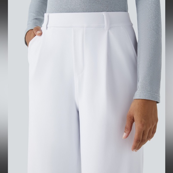 Halara High Waisted Side Pocket Straight Leg Work
Pants (White) NWT - Picture 6 of 12